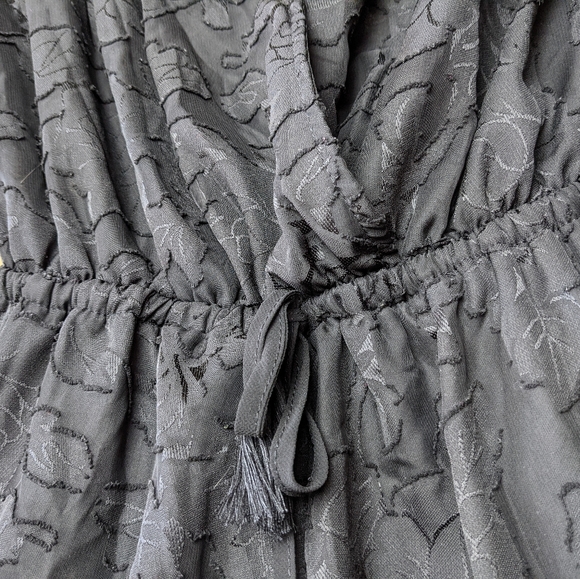 NWT Reverse Black Romper - Picture 6 of 11